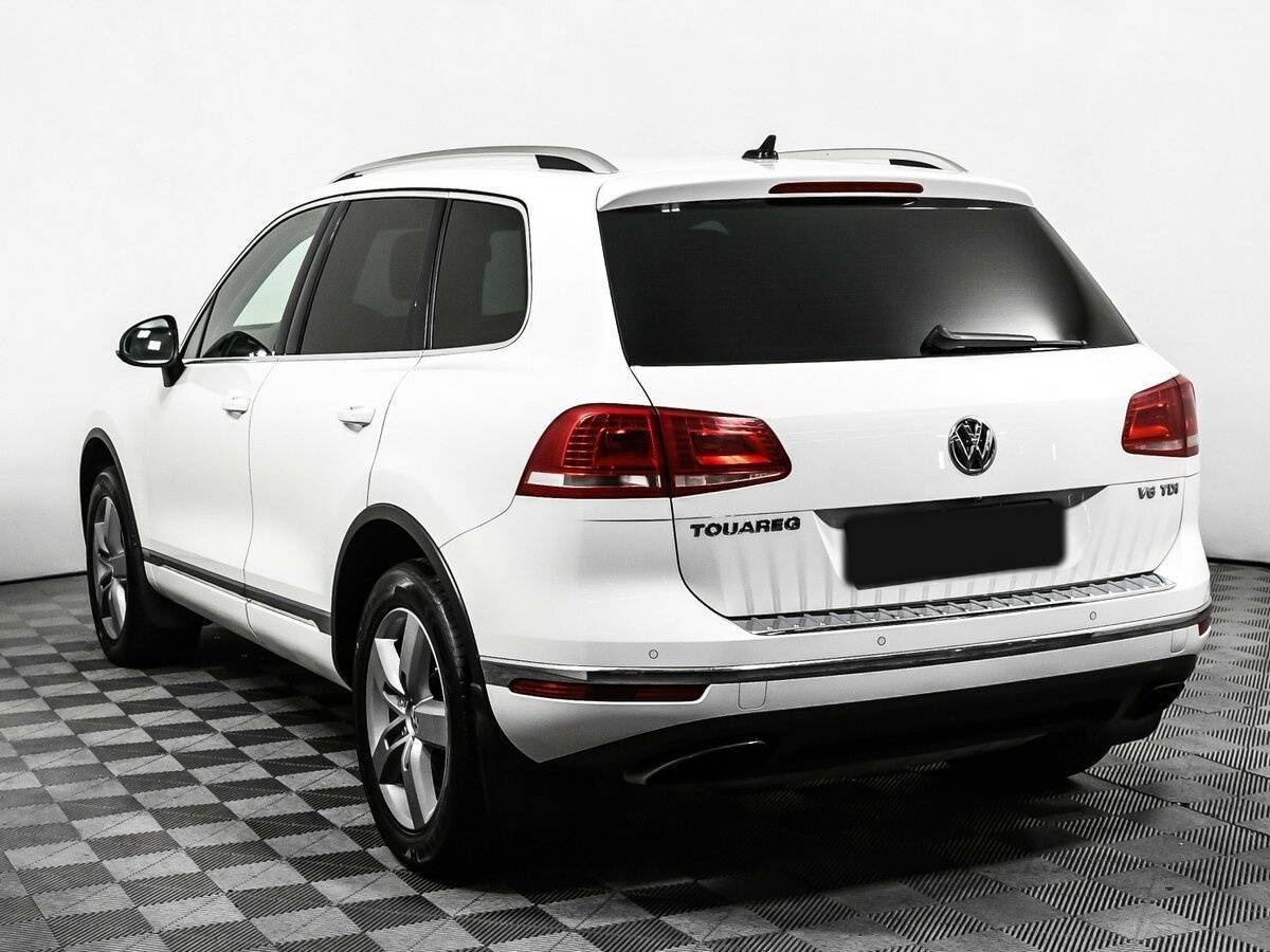 Купить Volkswagen Touareg с пробегом. Фото: #6