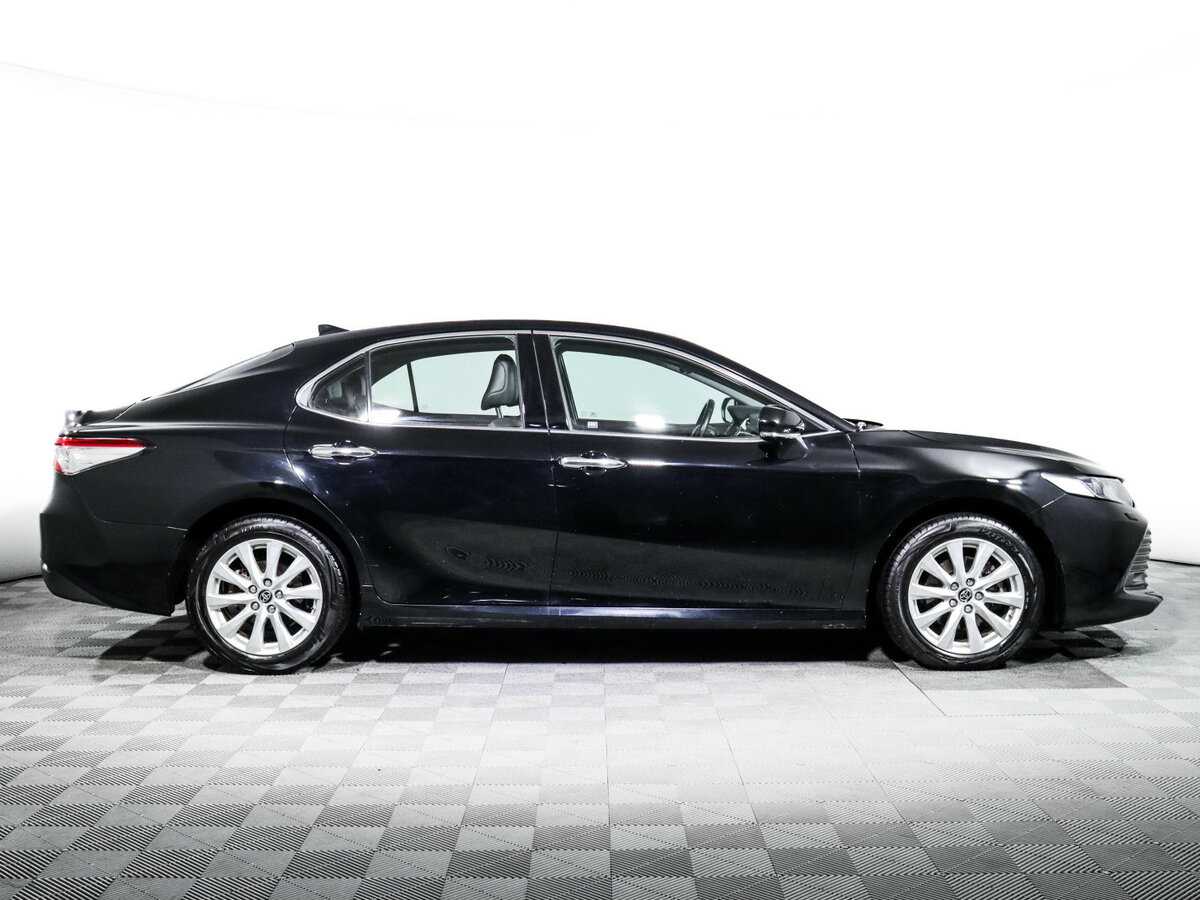 Купить Toyota Camry с пробегом. Фото: #3