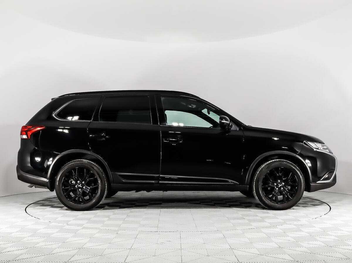 Купить Mitsubishi Outlander с пробегом. Фото: #3