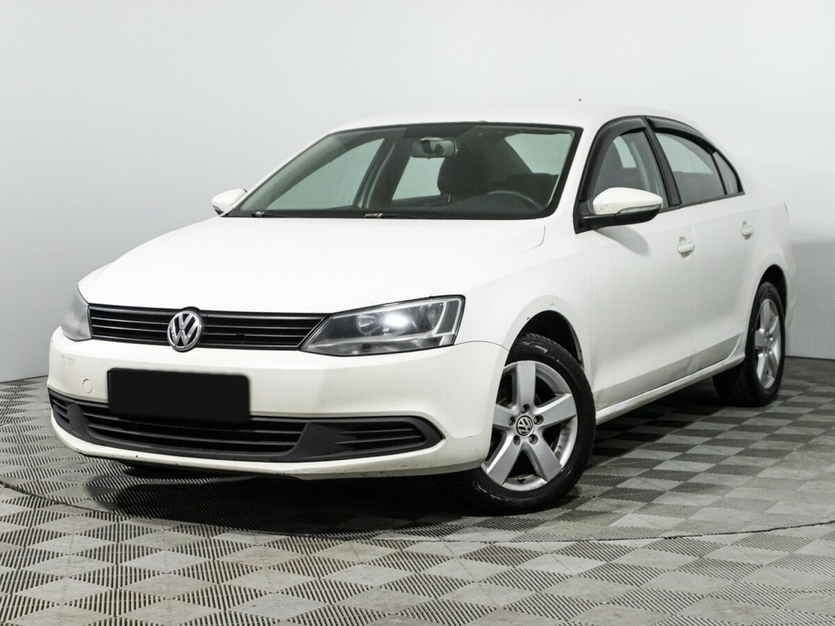 Купить Volkswagen Jetta с пробегом. Посмотреть фото