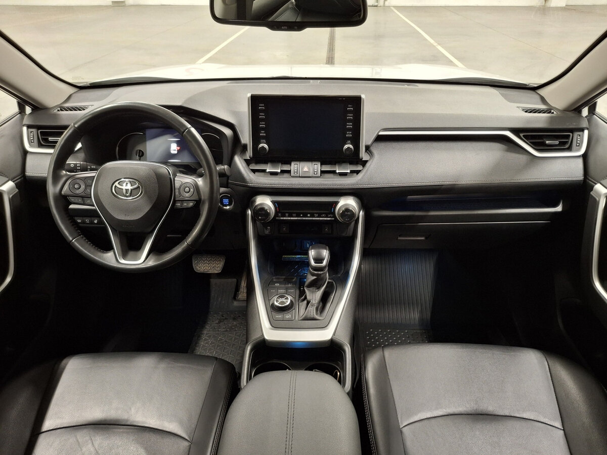 Купить Toyota RAV4 с пробегом. Фото: #13
