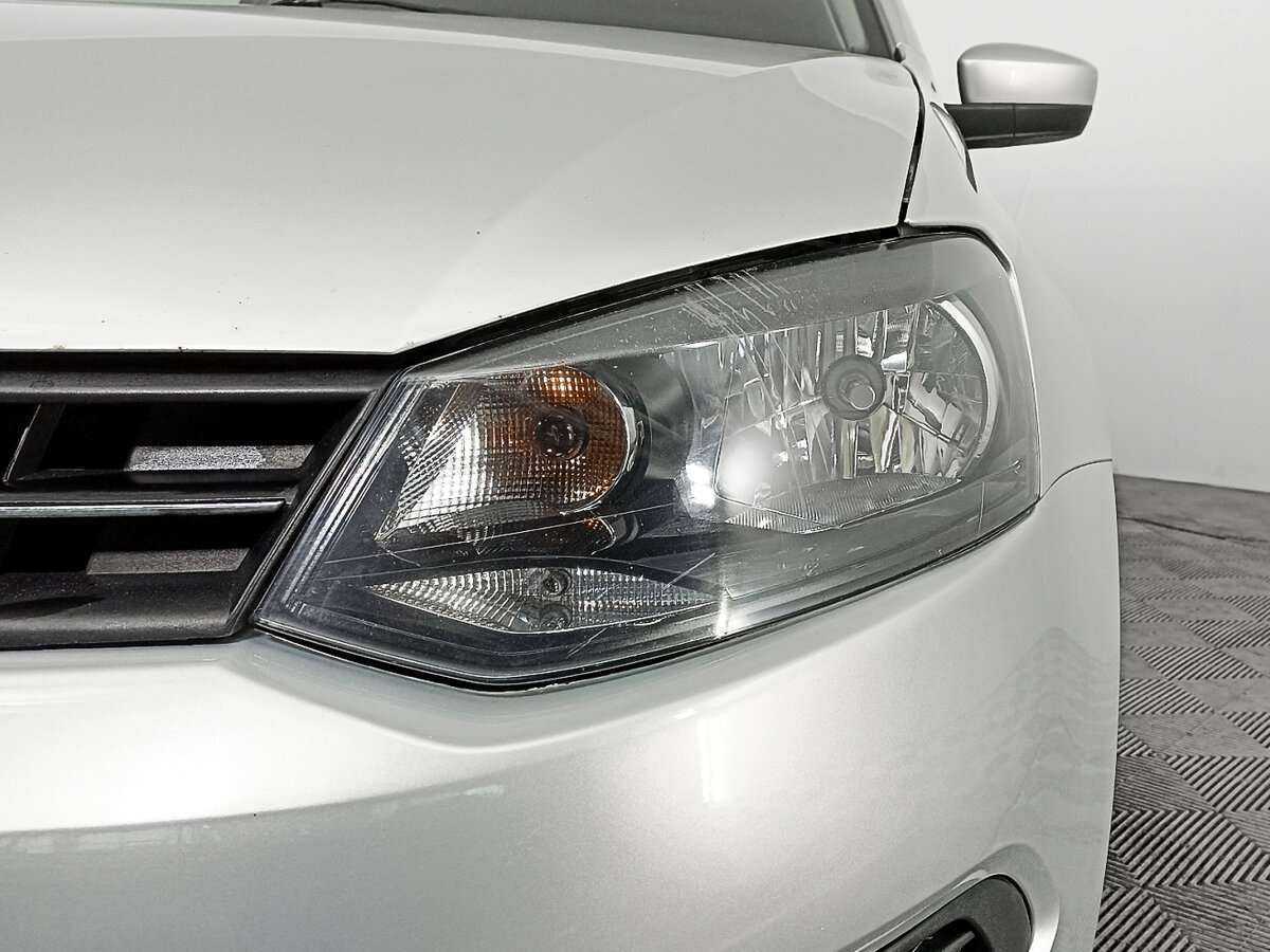 Купить Volkswagen Polo с пробегом. Фото: #16