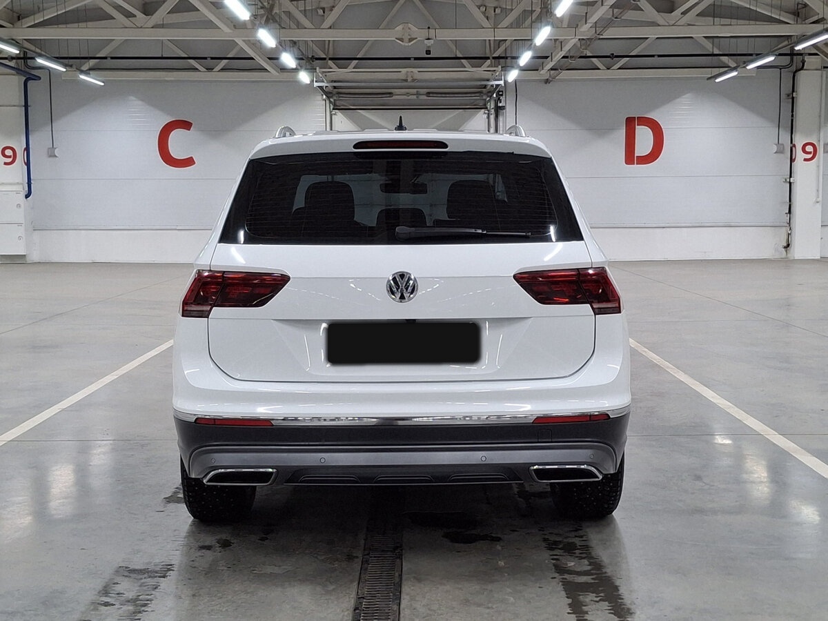 Купить Volkswagen Tiguan с пробегом. Фото: #5