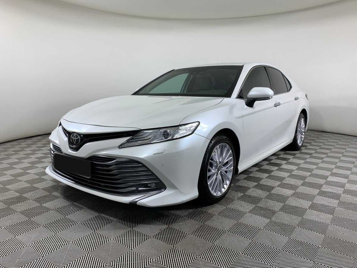 Купить Toyota Camry с пробегом. Посмотреть фото
