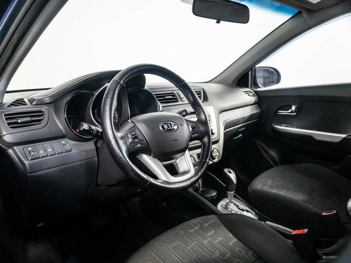 Купить Kia Rio с пробегом. Фото: #9