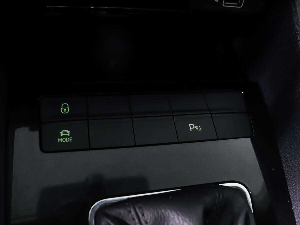 Купить Skoda Octavia с пробегом. Фото: #17