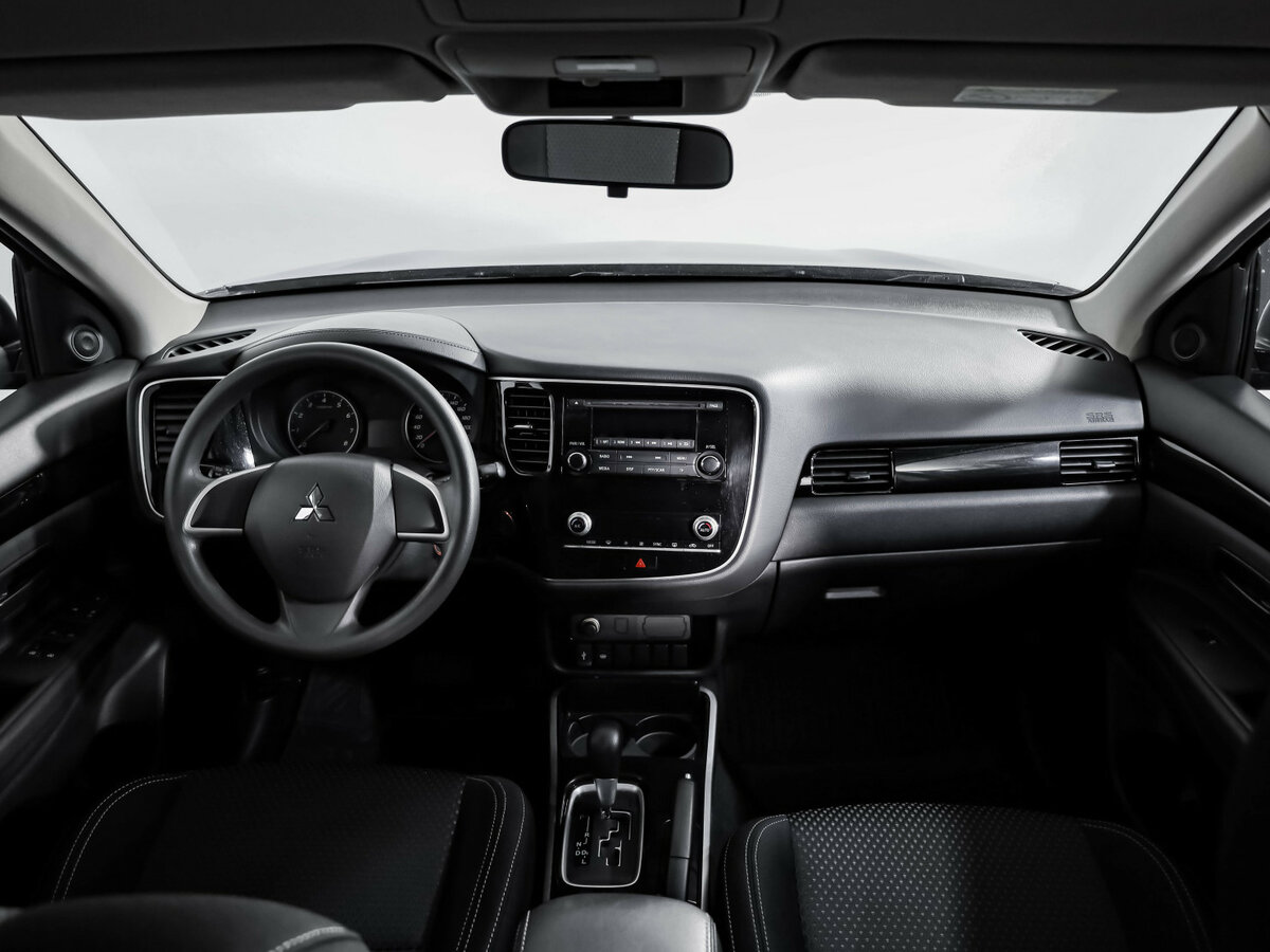 Купить Mitsubishi Outlander с пробегом. Фото: #8