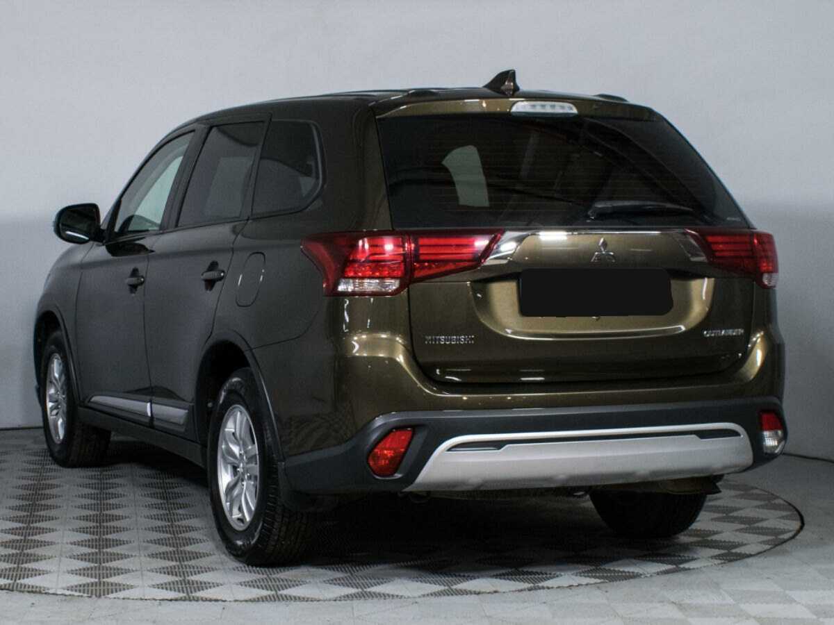Купить Mitsubishi Outlander с пробегом. Фото: #6