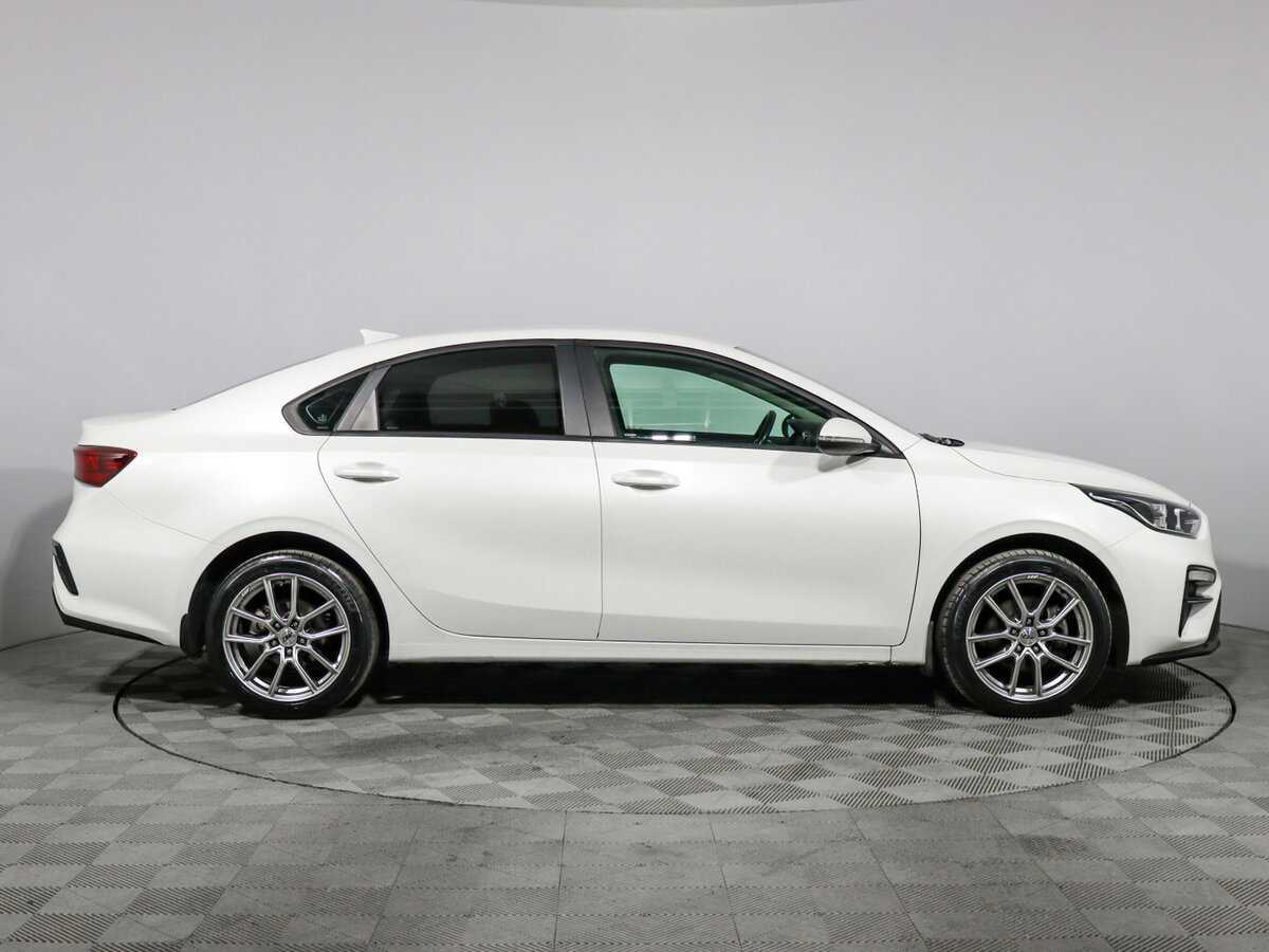 Купить Kia Cerato с пробегом. Фото: #3