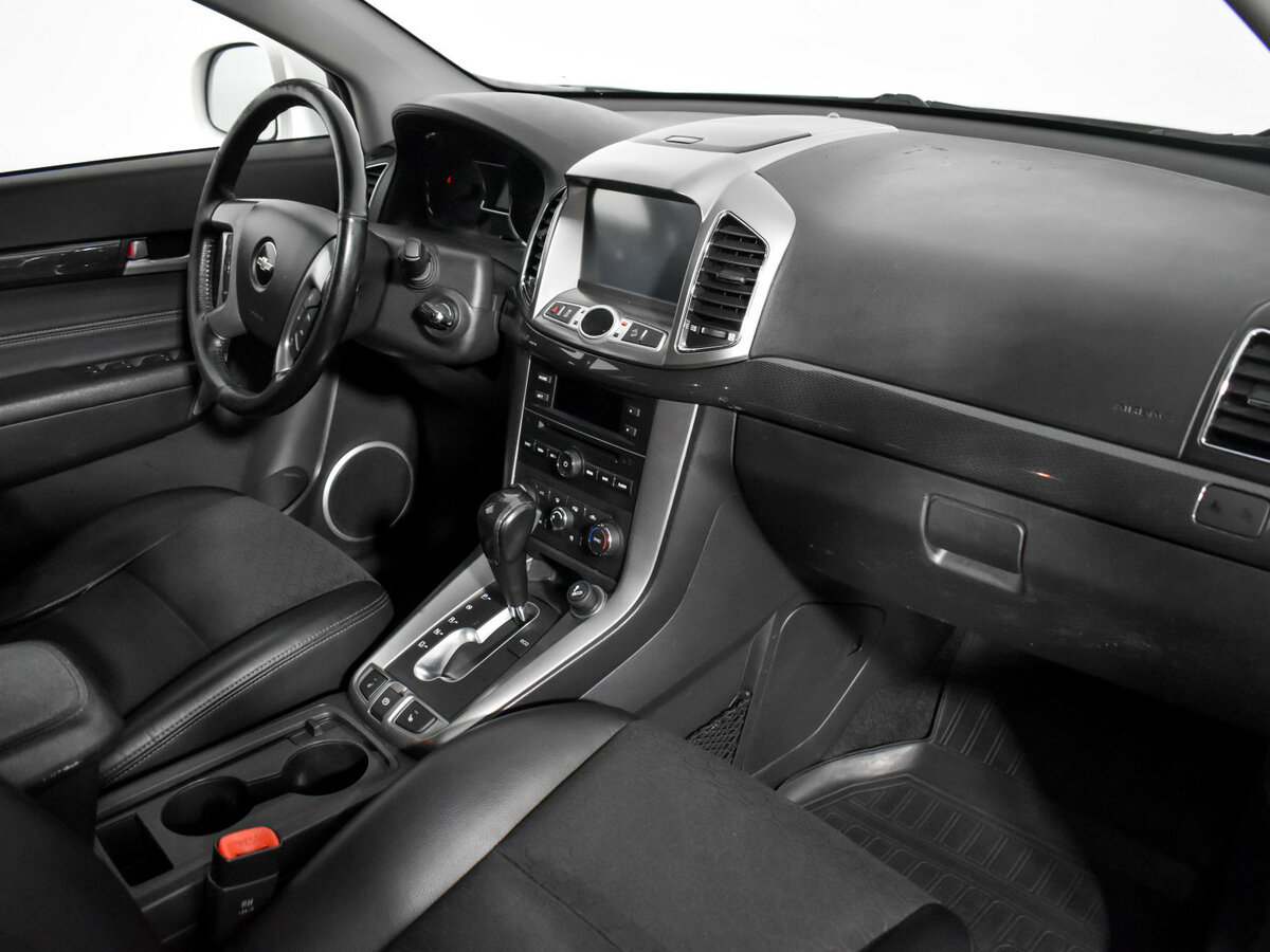 Купить Chevrolet Captiva с пробегом. Фото: #10