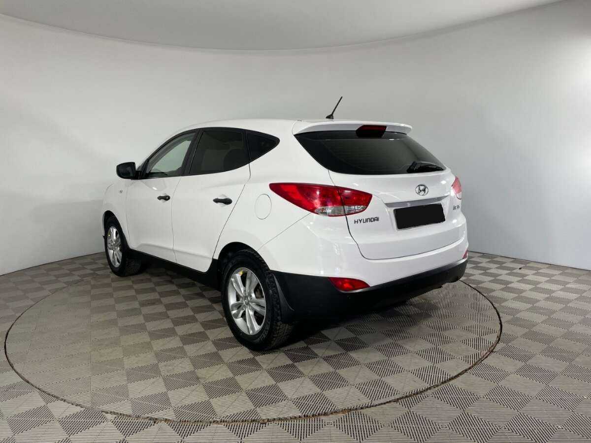Купить Hyundai ix35 с пробегом. Фото: #5