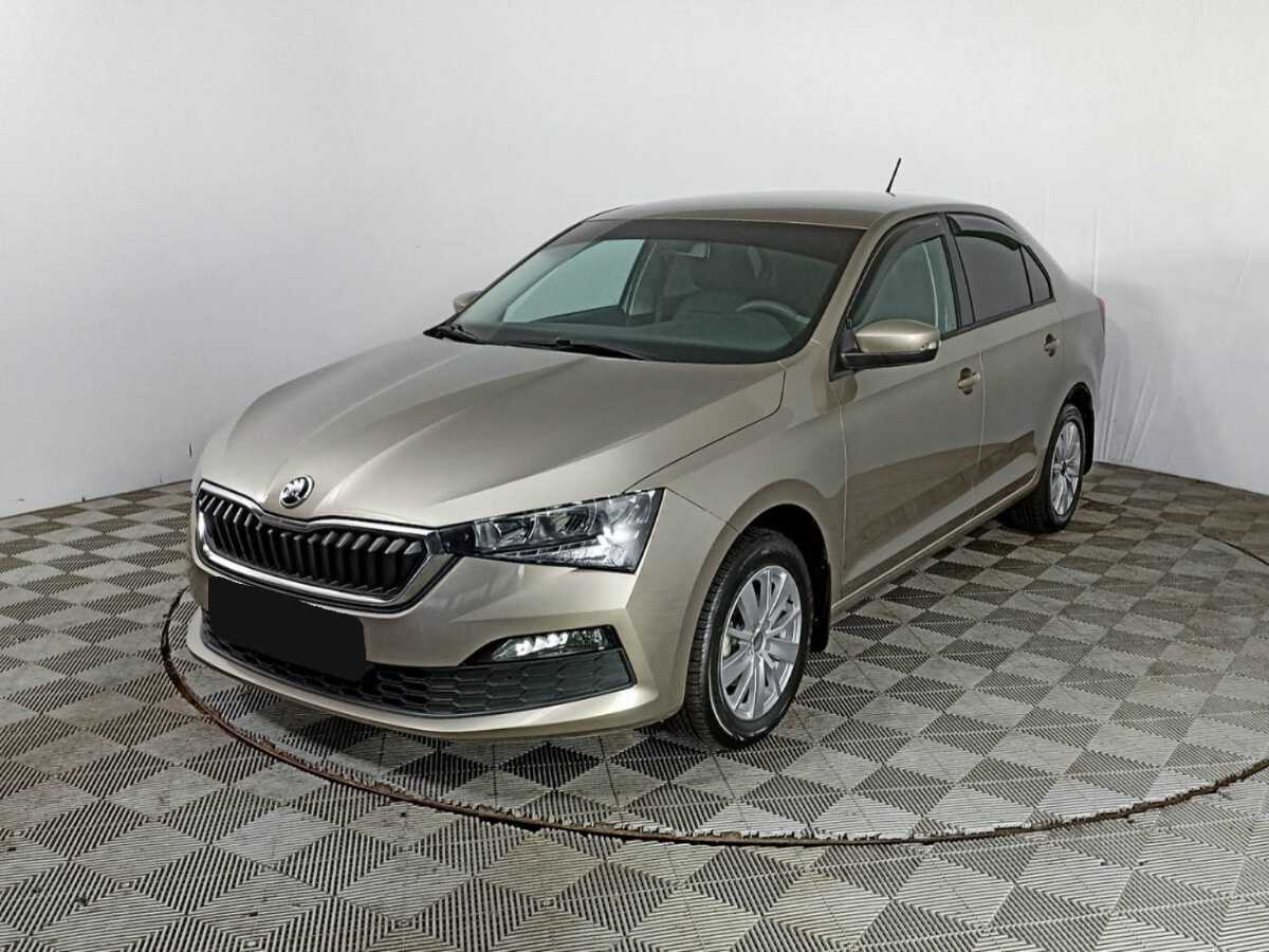 Купить Skoda Rapid с пробегом. Фото: #0