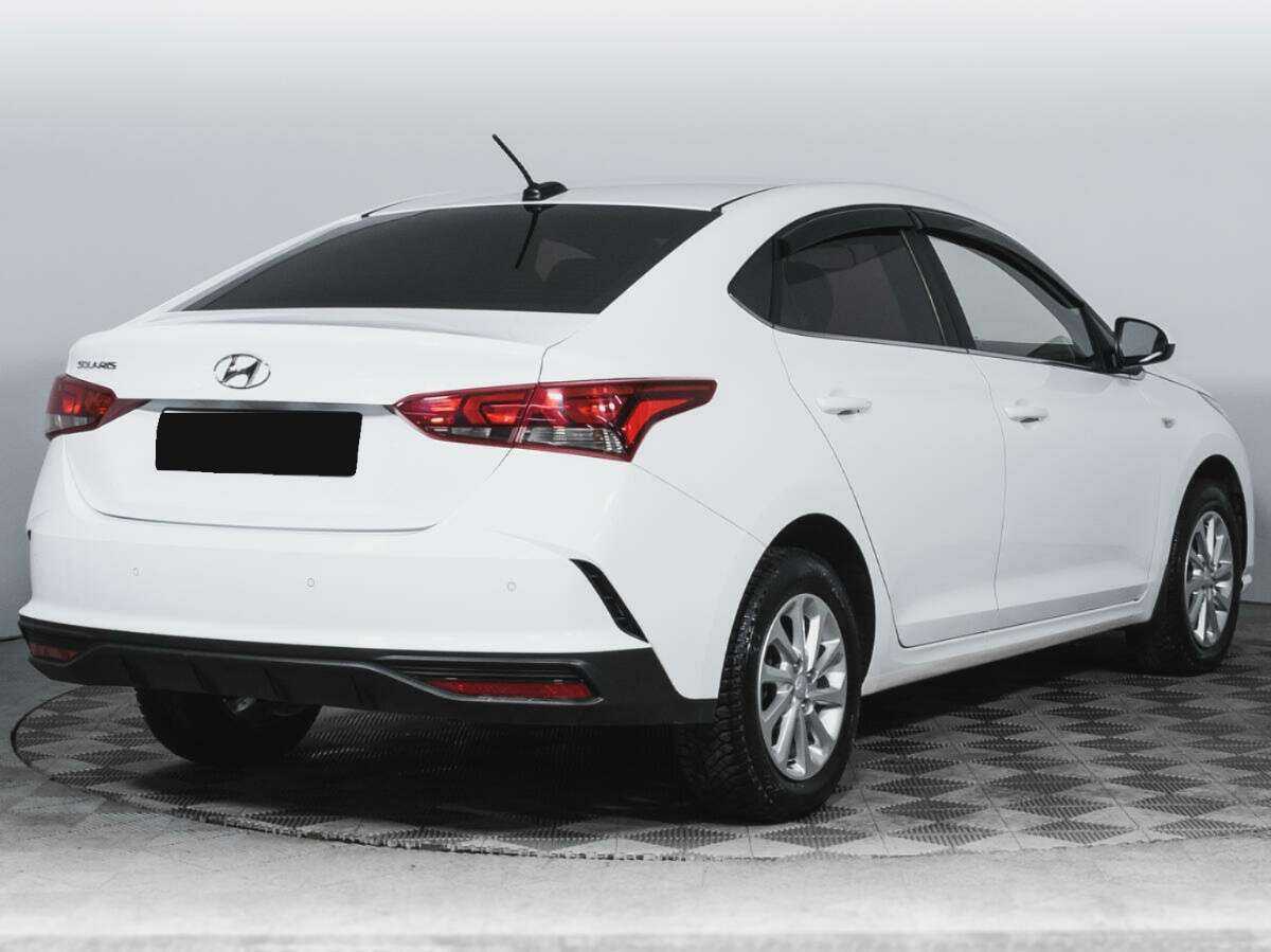 Купить Hyundai Solaris с пробегом. Фото: #4