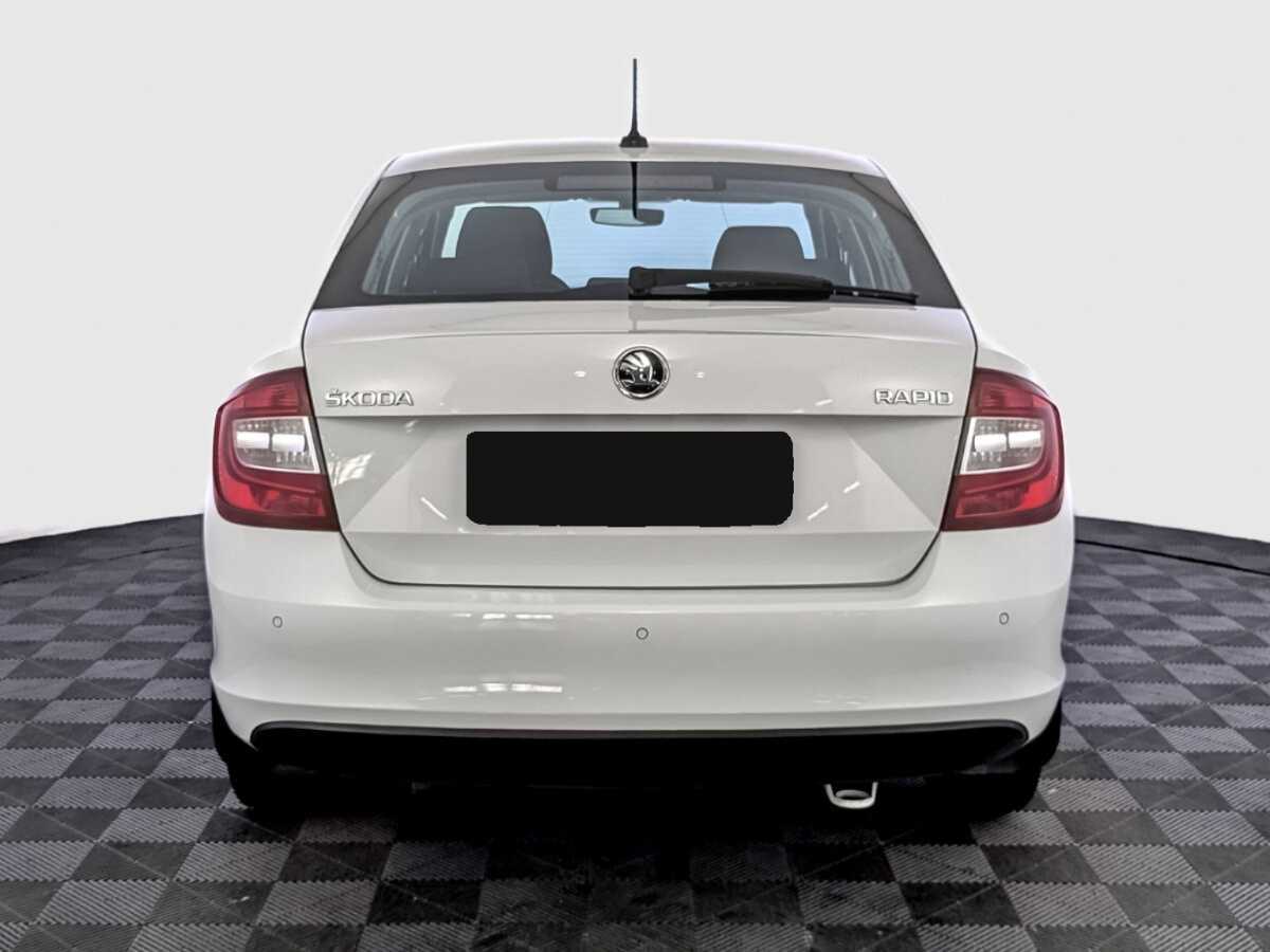 Купить Skoda Rapid с пробегом. Фото: #5