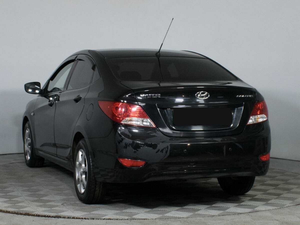 Купить Hyundai Solaris с пробегом. Фото: #6