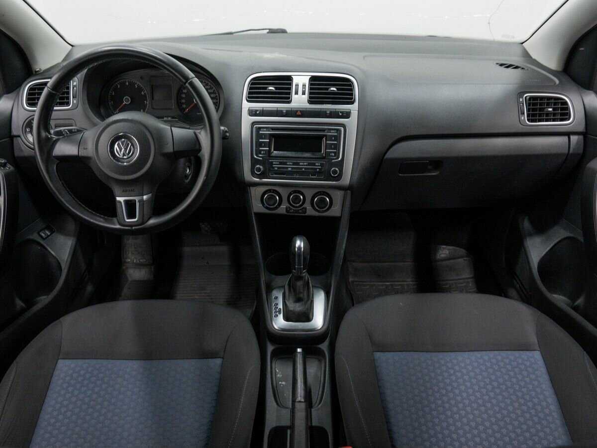 Купить Volkswagen Polo с пробегом. Фото: #8