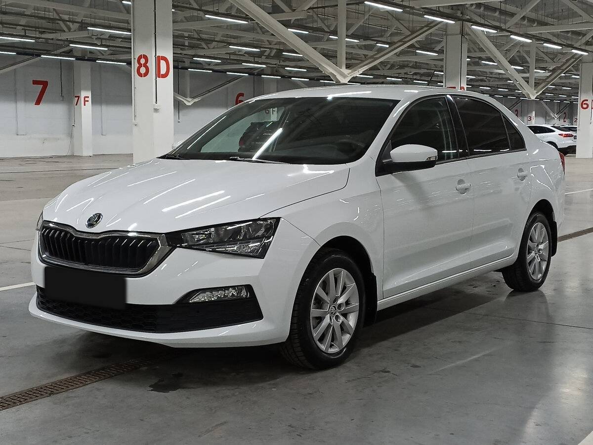 Купить Skoda Rapid с пробегом. Посмотреть фото
