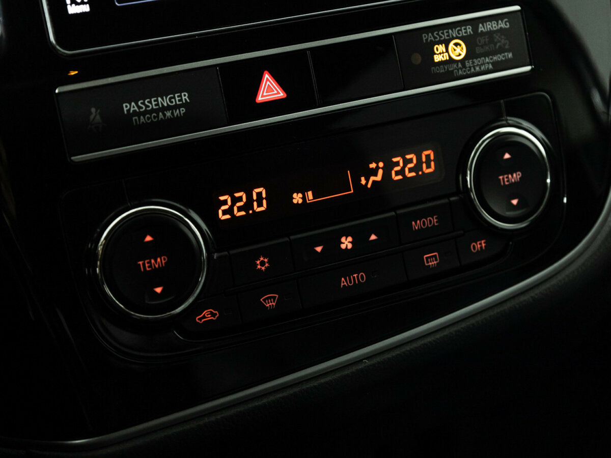 Купить Mitsubishi Outlander с пробегом. Фото: #12