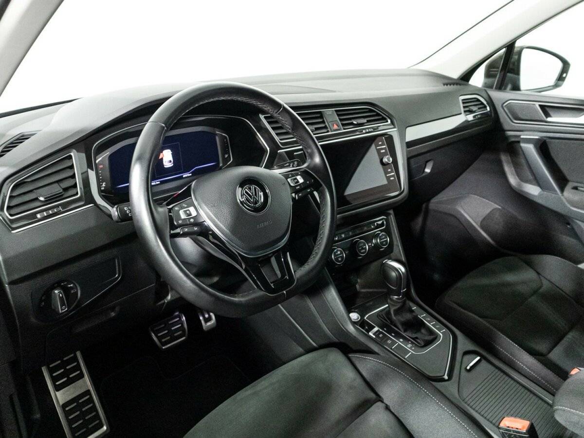 Купить Volkswagen Tiguan с пробегом. Фото: #10