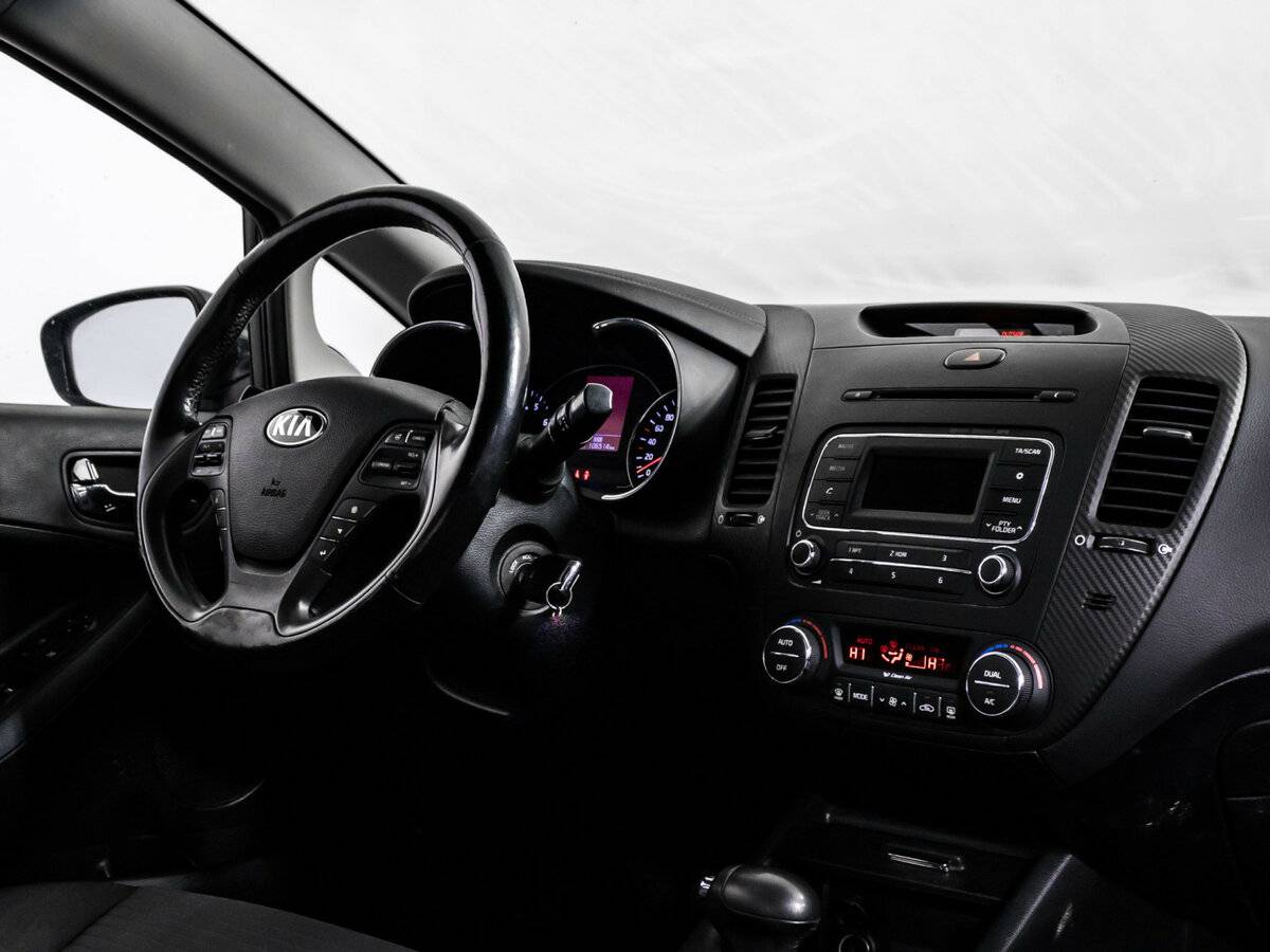 Купить Kia Cerato с пробегом. Фото: #8