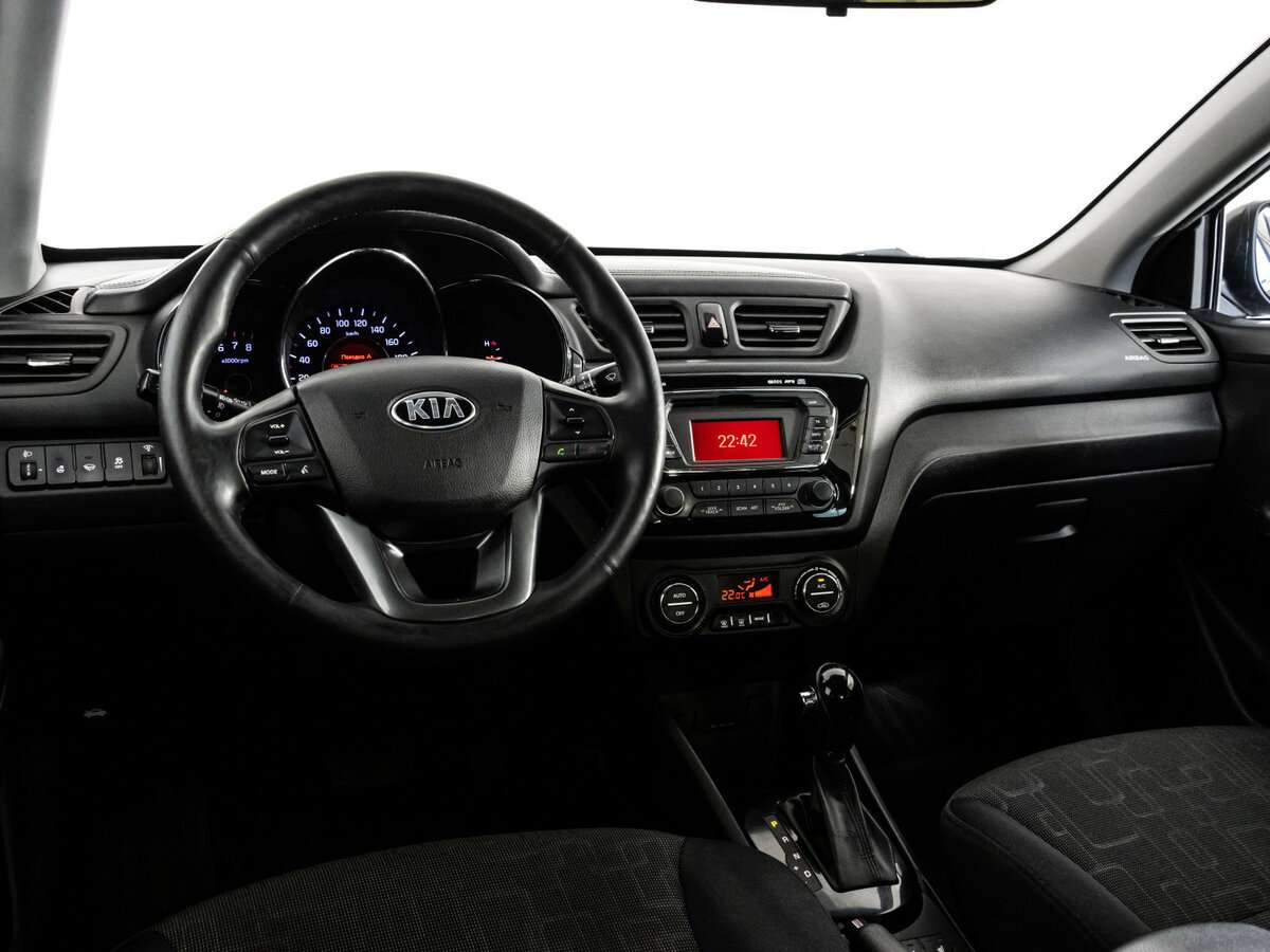 Купить Kia Rio с пробегом. Фото: #8