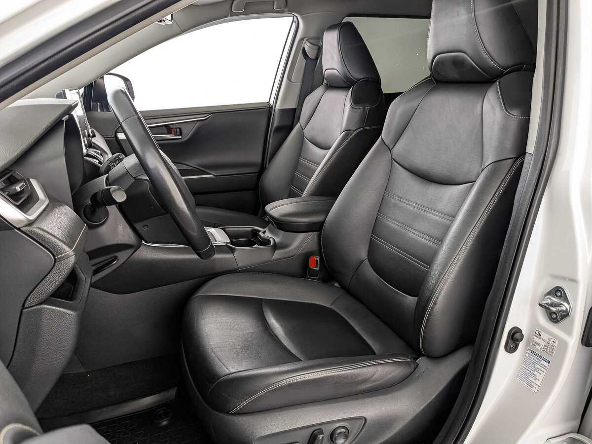 Купить Toyota RAV4 с пробегом. Фото: #19