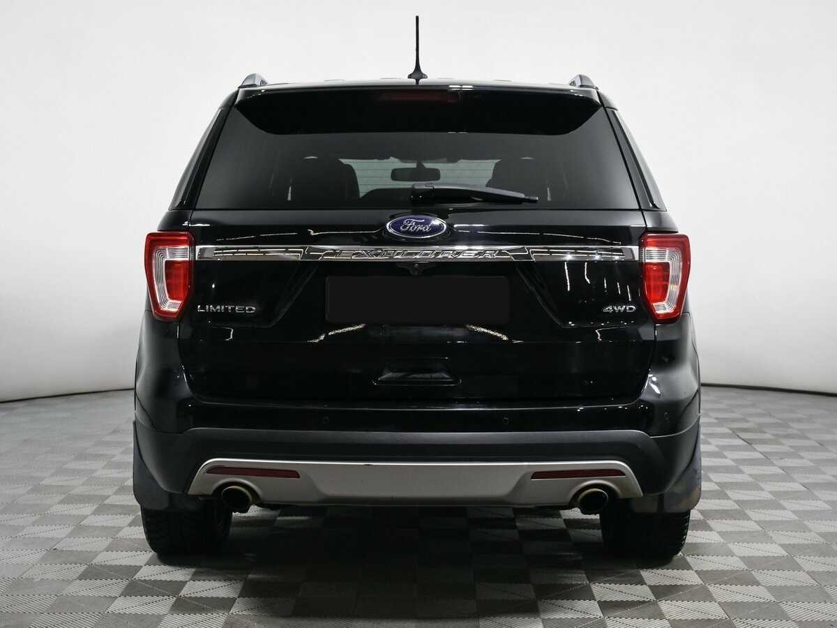 Купить Ford Explorer с пробегом. Фото: #4