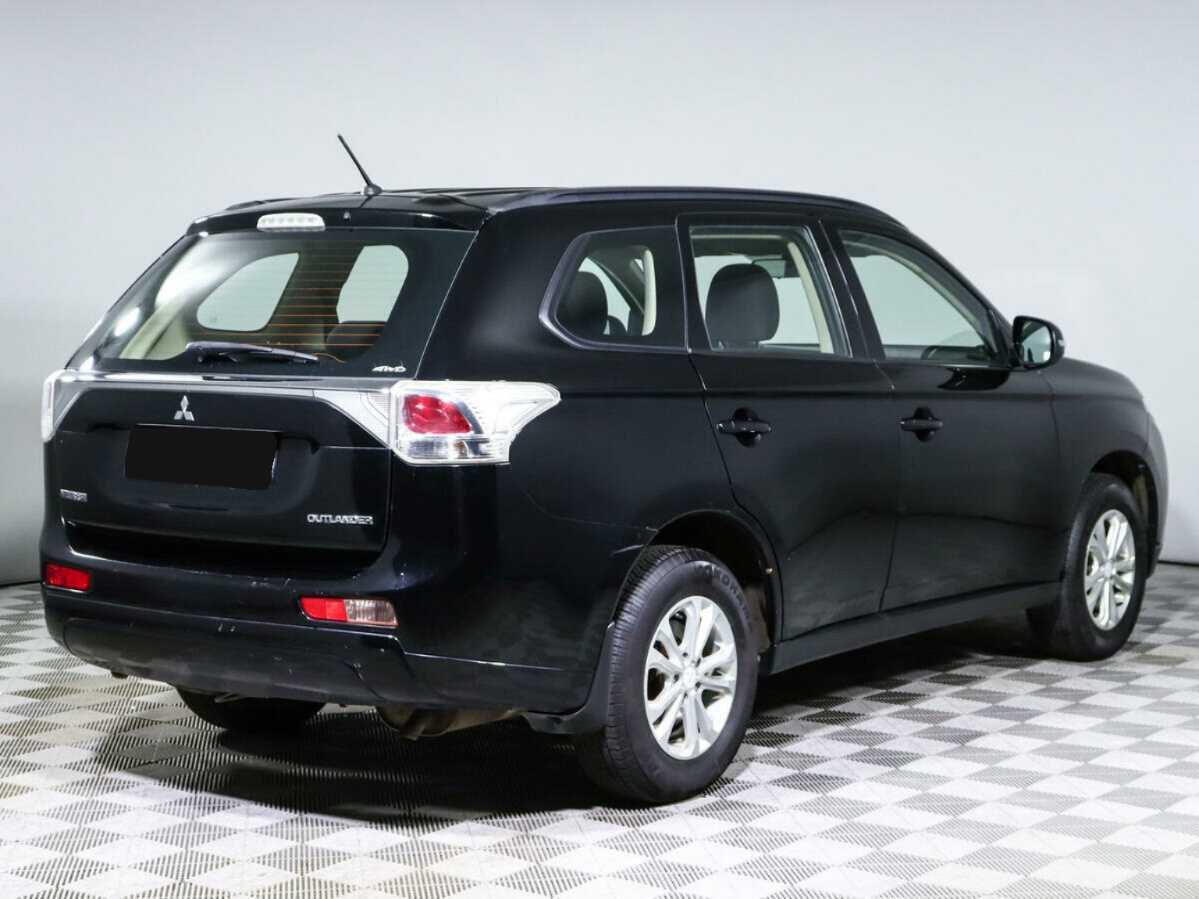 Купить Mitsubishi Outlander с пробегом. Фото: #4