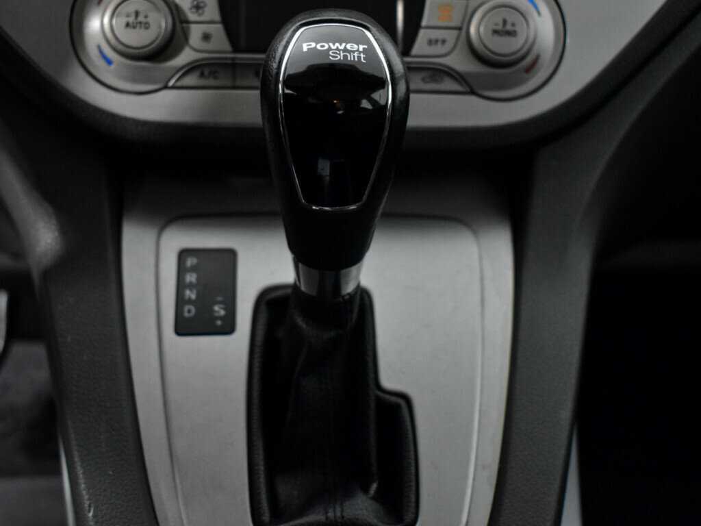 Купить Ford Kuga с пробегом. Фото: #10