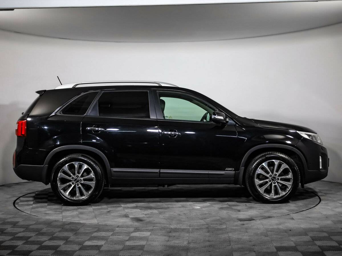Купить Kia Sorento с пробегом. Фото: #3