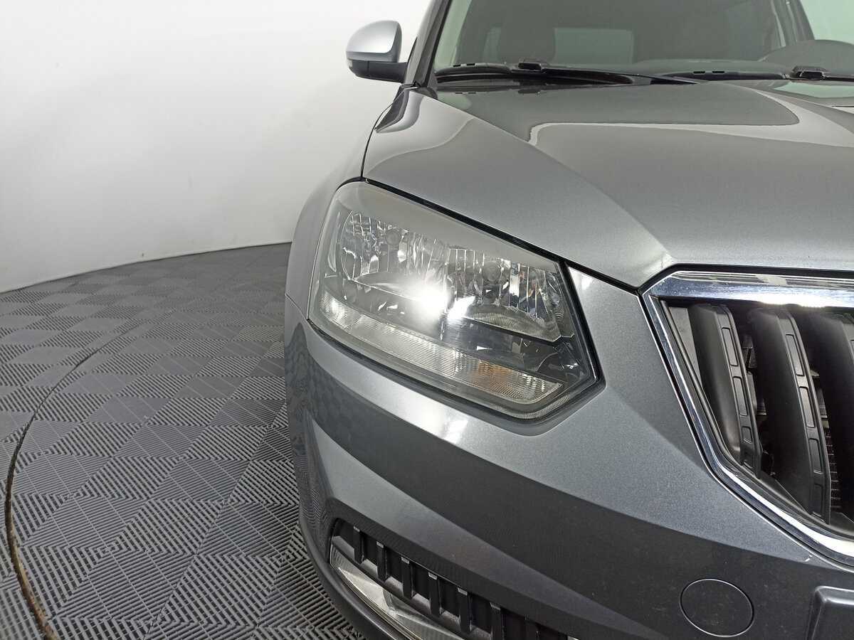 Купить Skoda Yeti с пробегом. Фото: #16