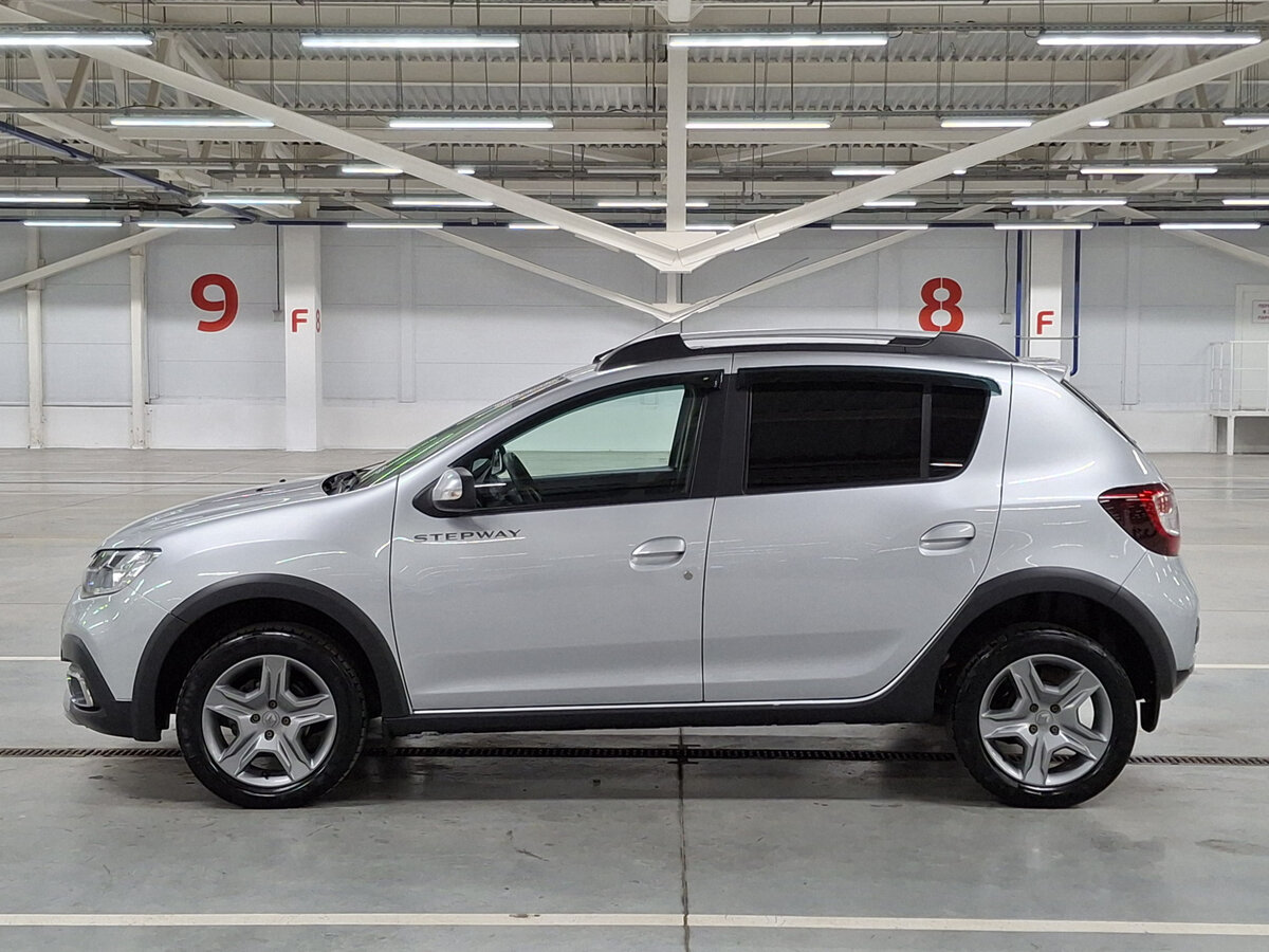 Купить Renault Sandero с пробегом. Фото: #7