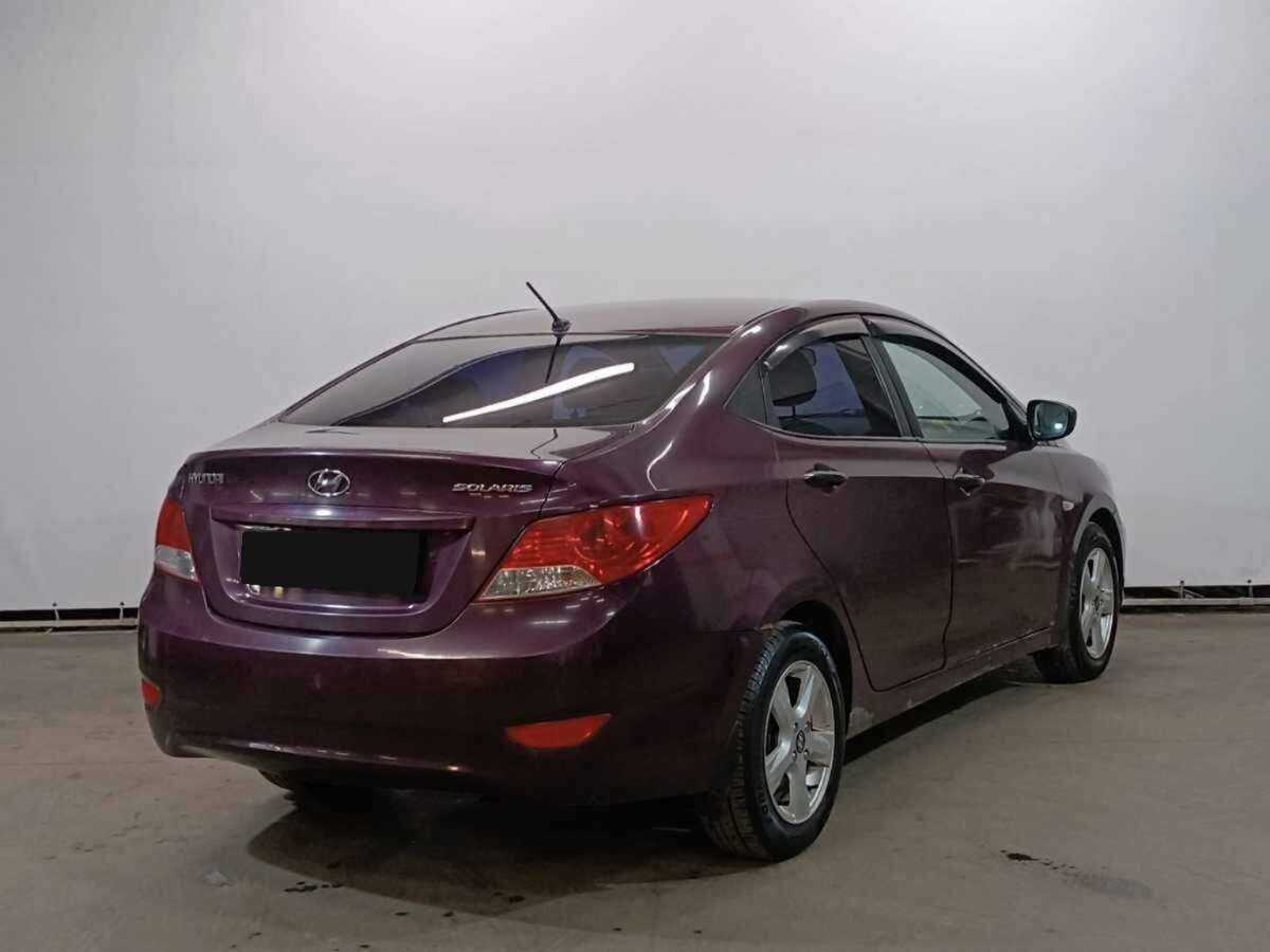 Купить Hyundai Solaris с пробегом. Фото: #4