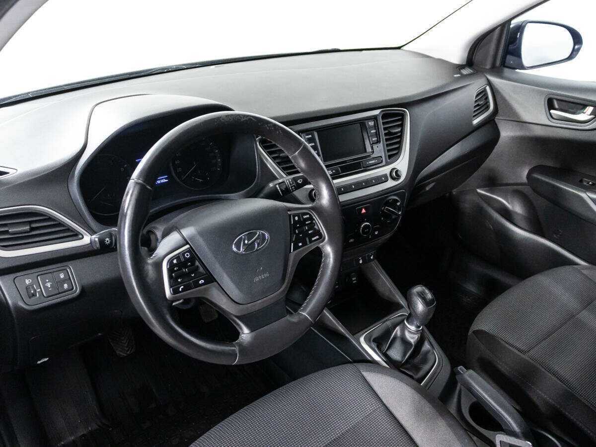 Купить Hyundai Solaris с пробегом. Фото: #10
