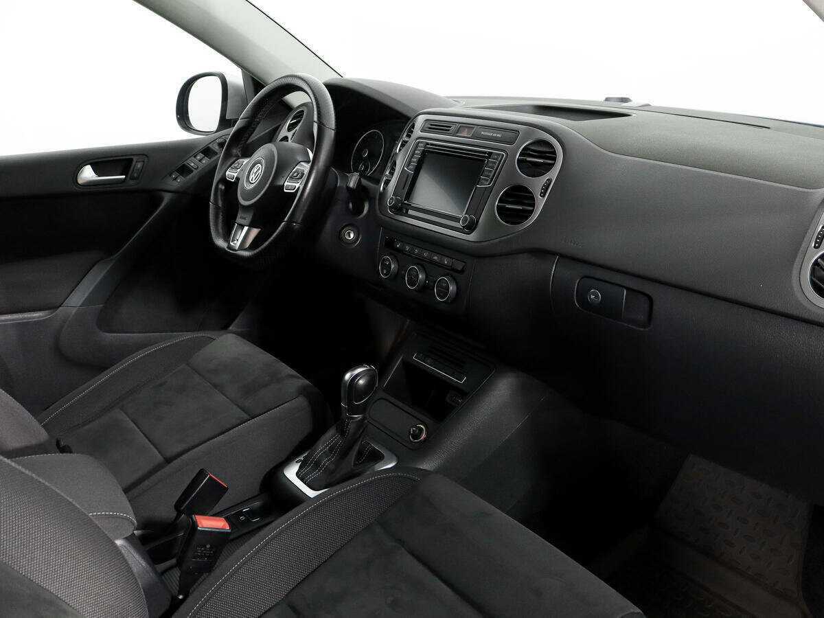 Купить Volkswagen Tiguan с пробегом. Фото: #8