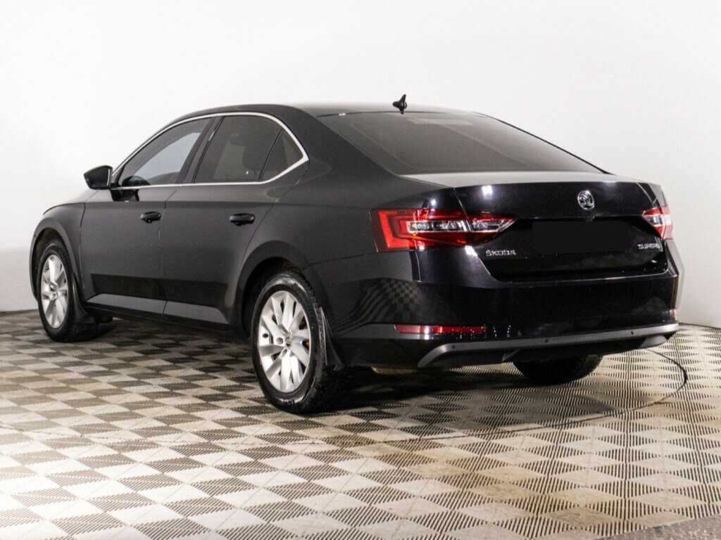 Купить Skoda Superb с пробегом. Фото: #6