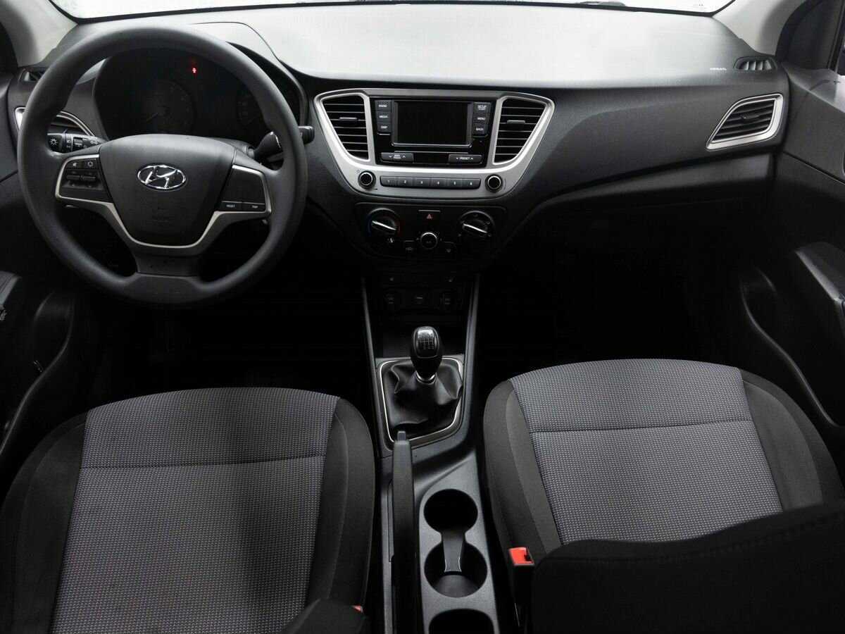 Купить Hyundai Solaris с пробегом. Фото: #12