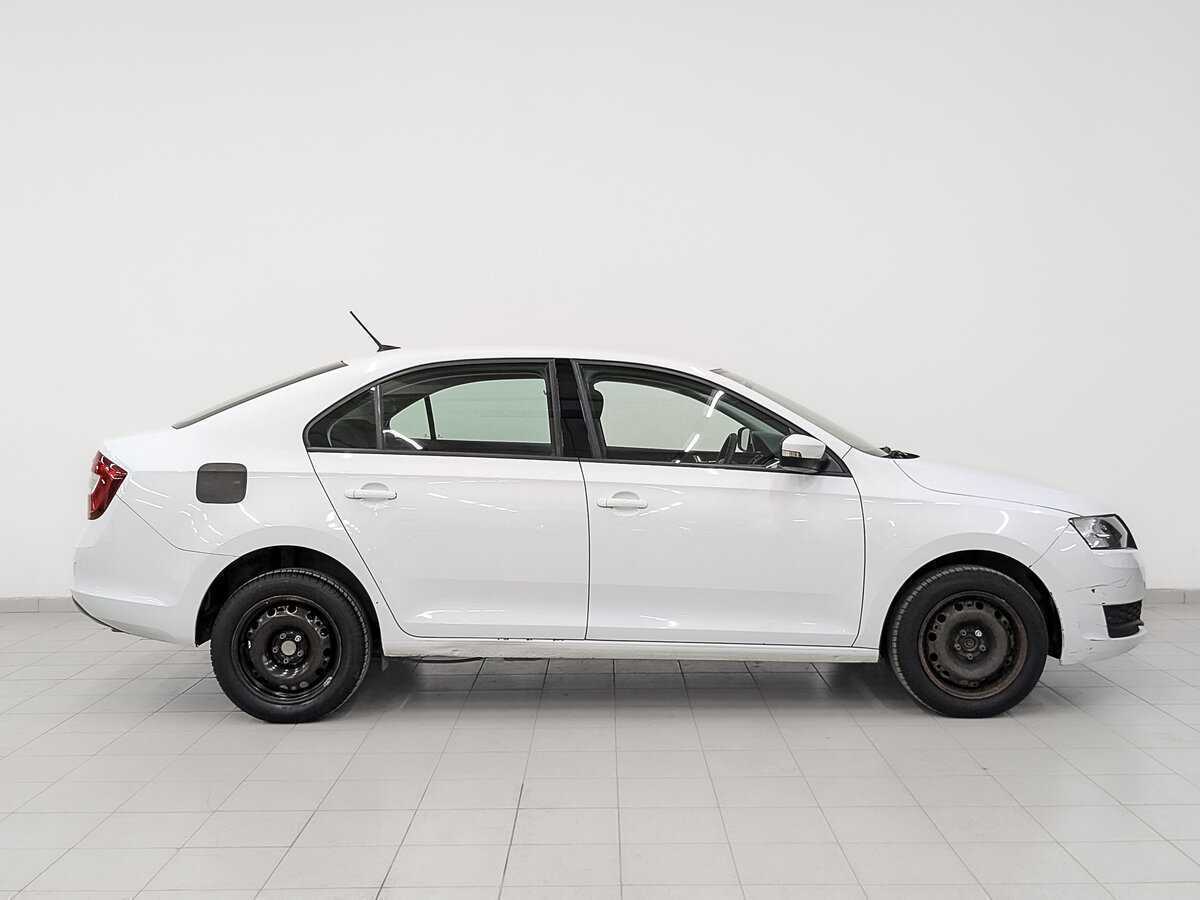 Купить Skoda Rapid с пробегом. Фото: #3