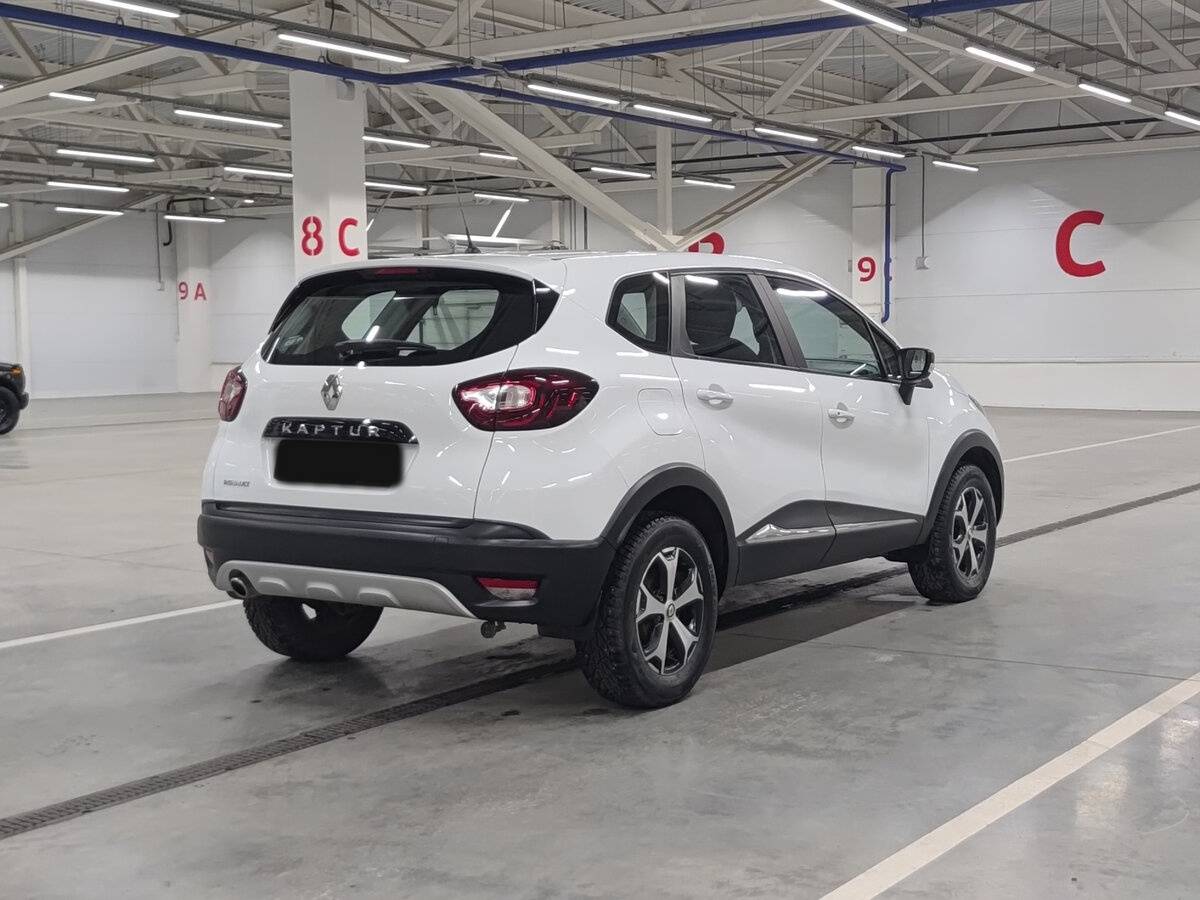 Купить Renault Kaptur с пробегом. Фото: #4