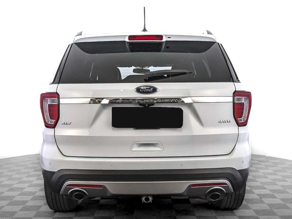 Купить Ford Explorer с пробегом. Фото: #5