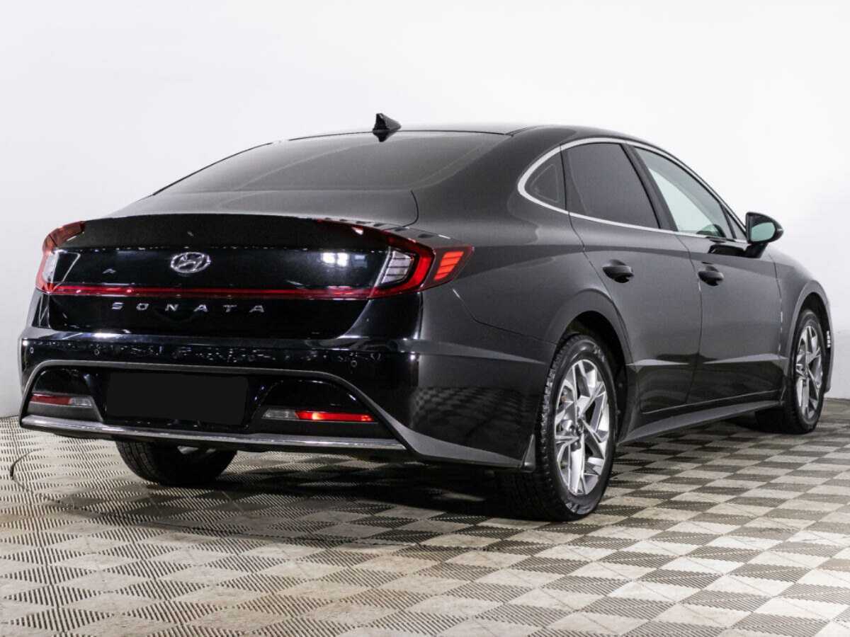 Купить Hyundai Sonata с пробегом. Фото: #4