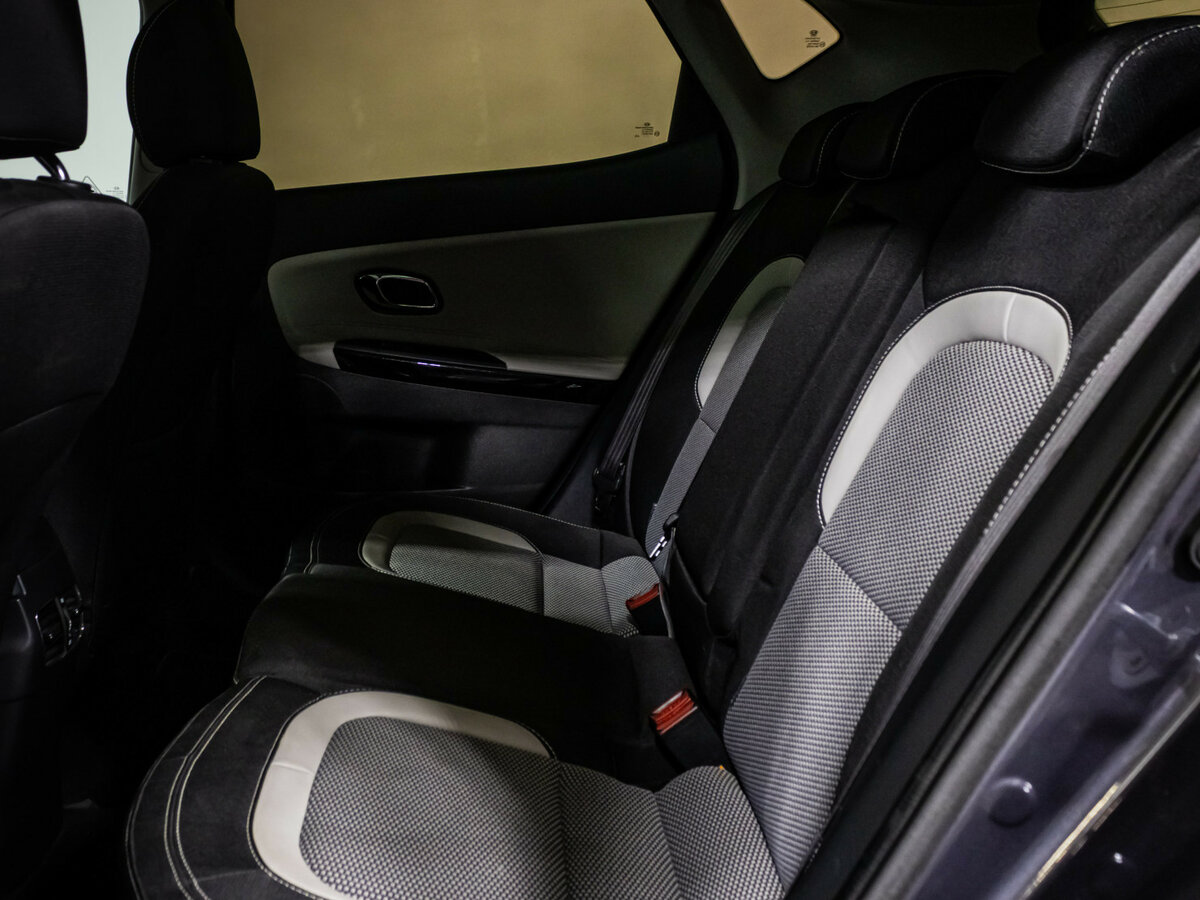 Купить Kia Ceed с пробегом. Фото: #12