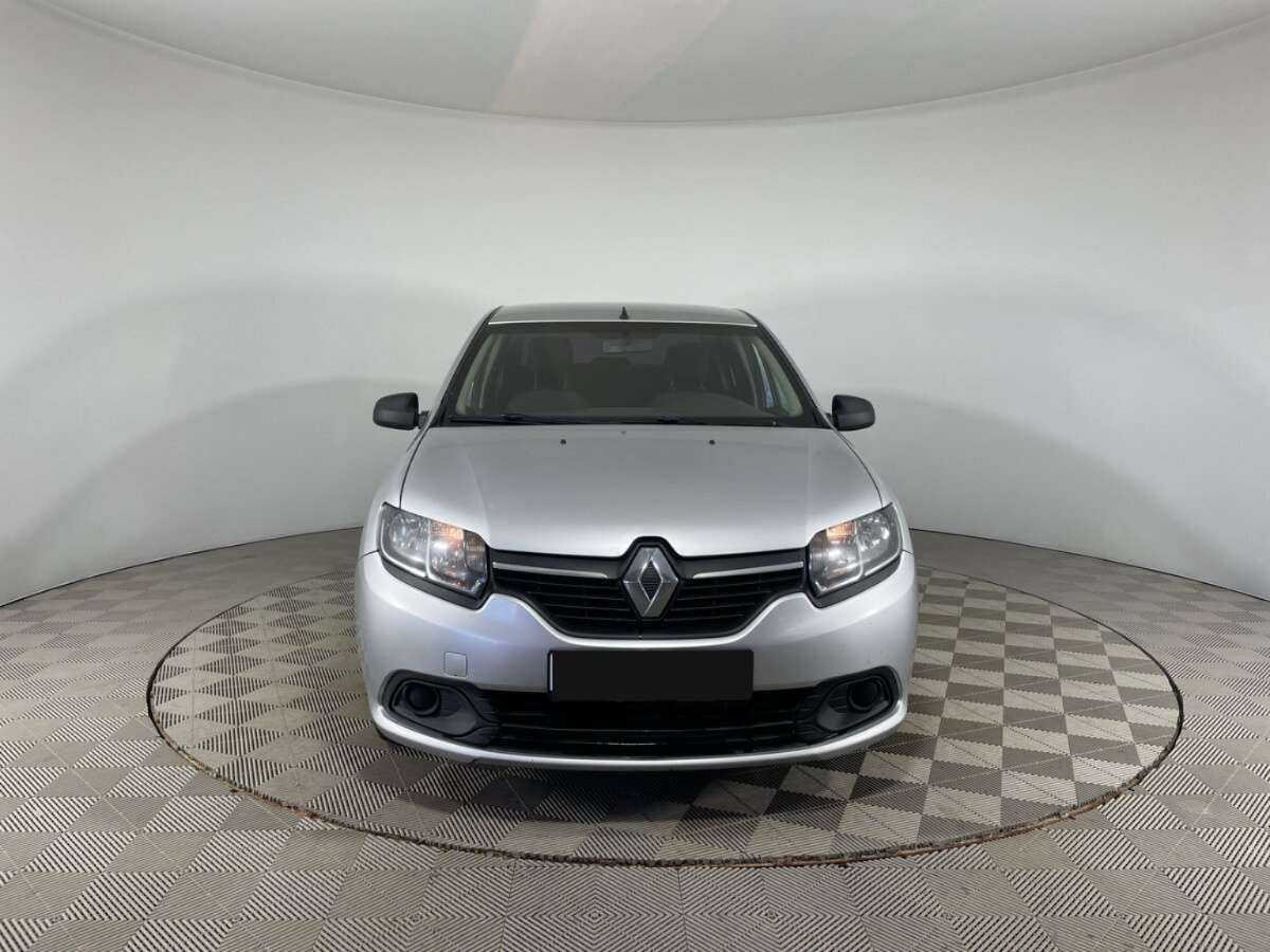 Купить Renault Logan с пробегом. Фото: #1