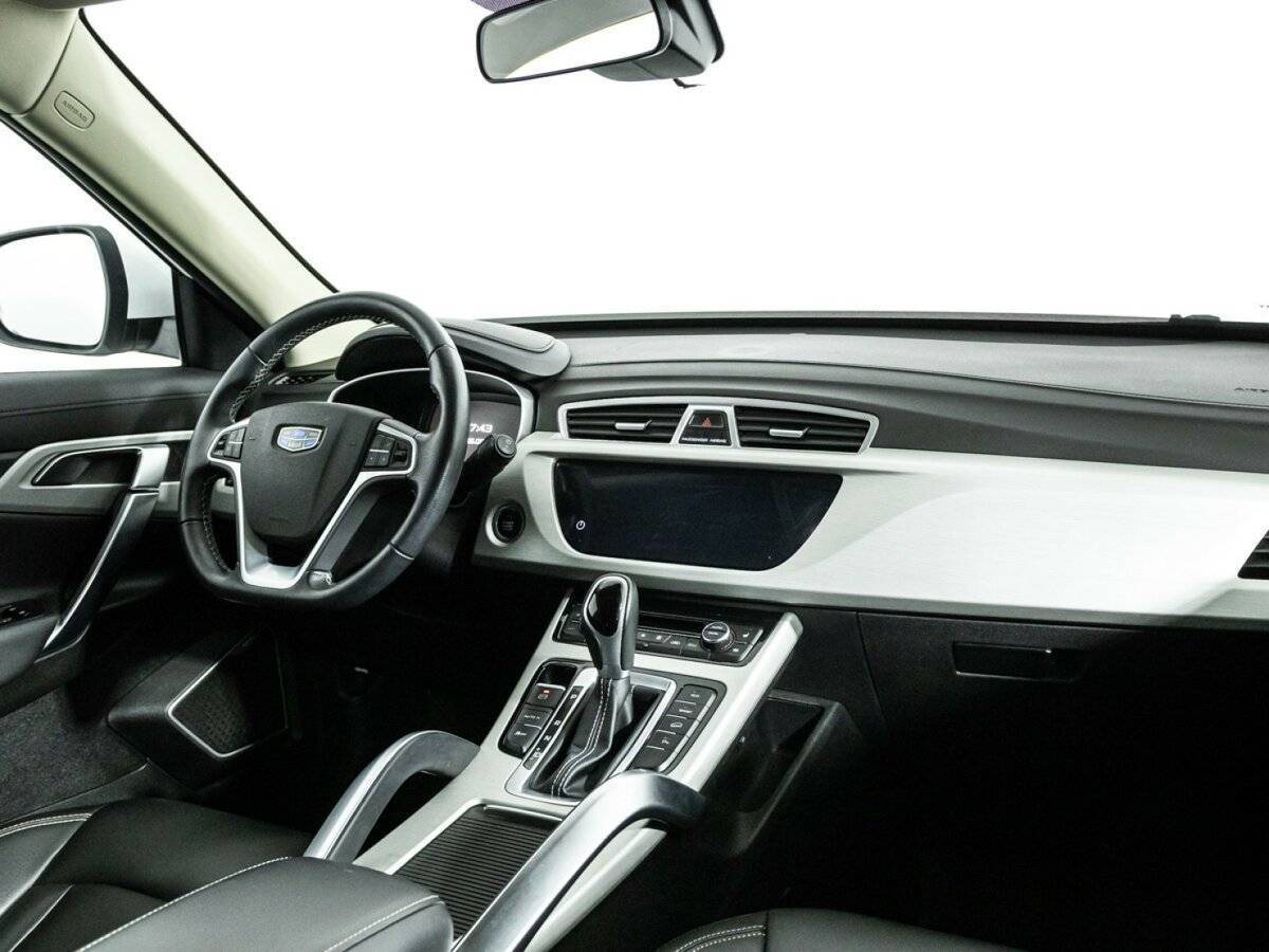 Купить Geely Atlas с пробегом. Фото: #4