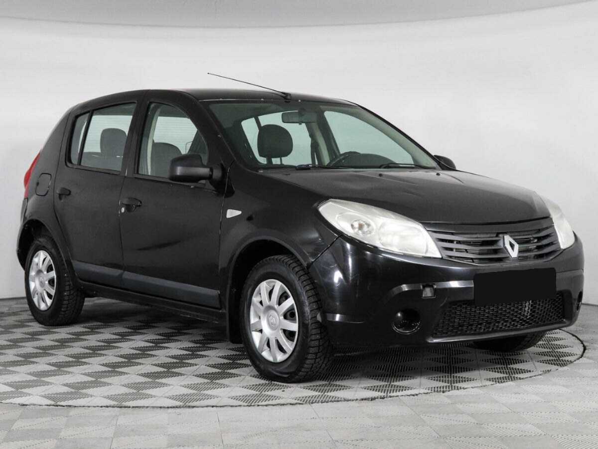 Купить Renault Sandero с пробегом. Фото: #1