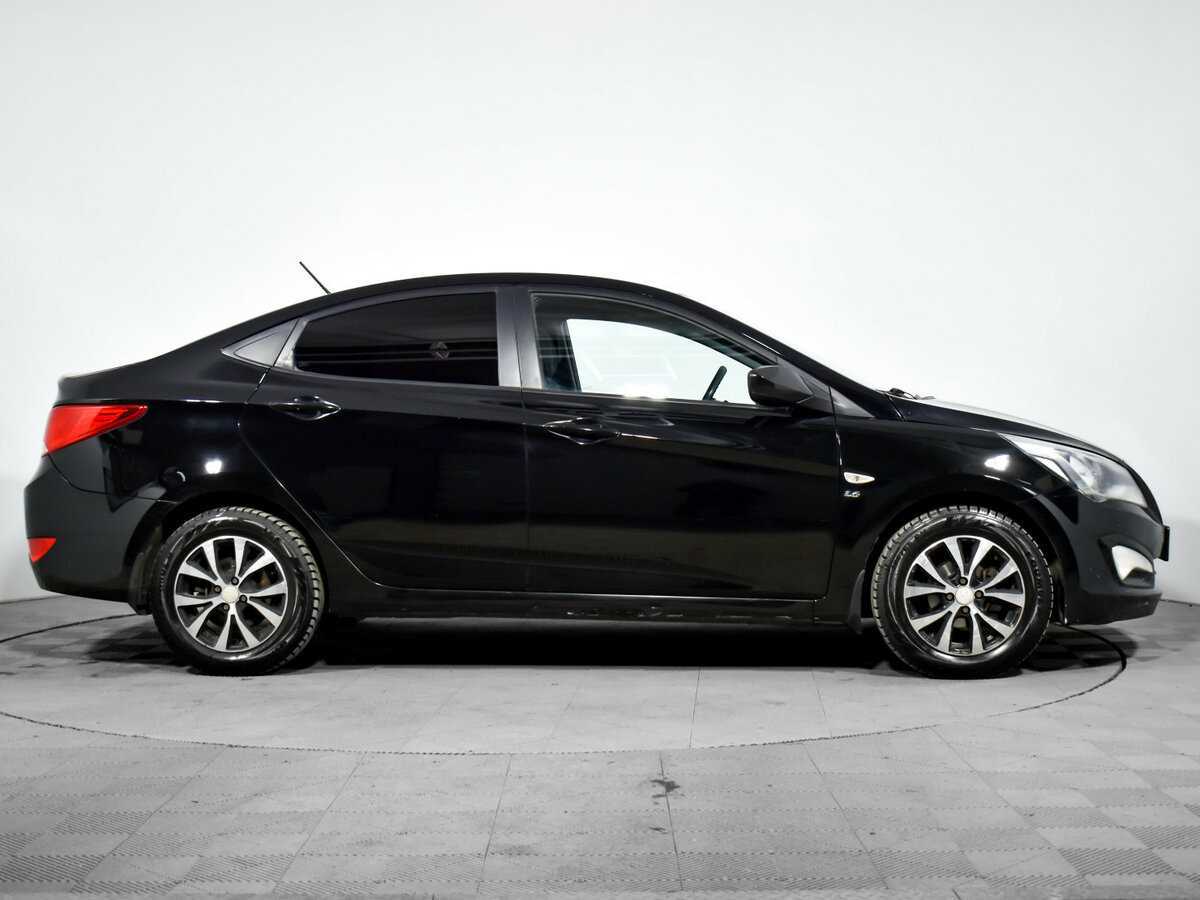 Купить Hyundai Solaris с пробегом. Фото: #3