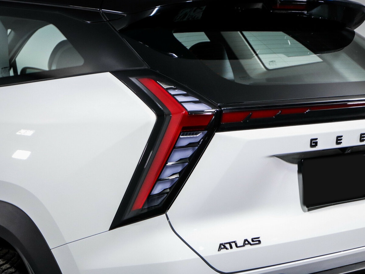 Купить Geely Atlas с пробегом. Фото: #3