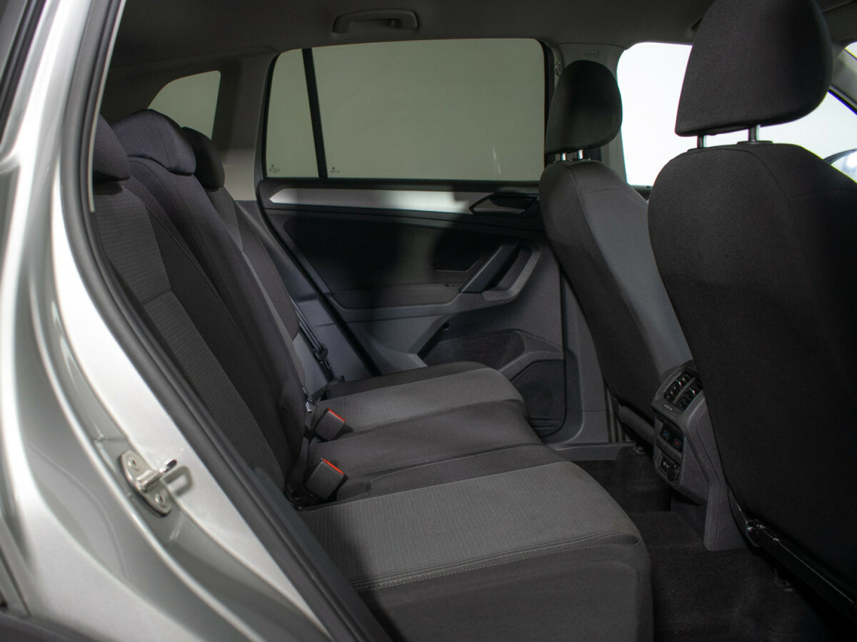 Купить Volkswagen Tiguan с пробегом. Фото: #9