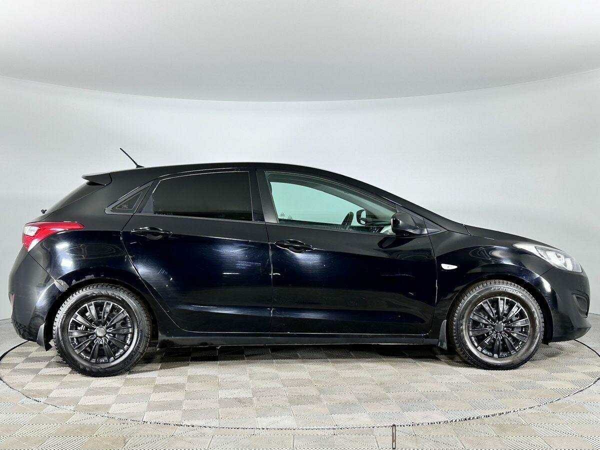 Купить Hyundai i30 с пробегом. Фото: #4