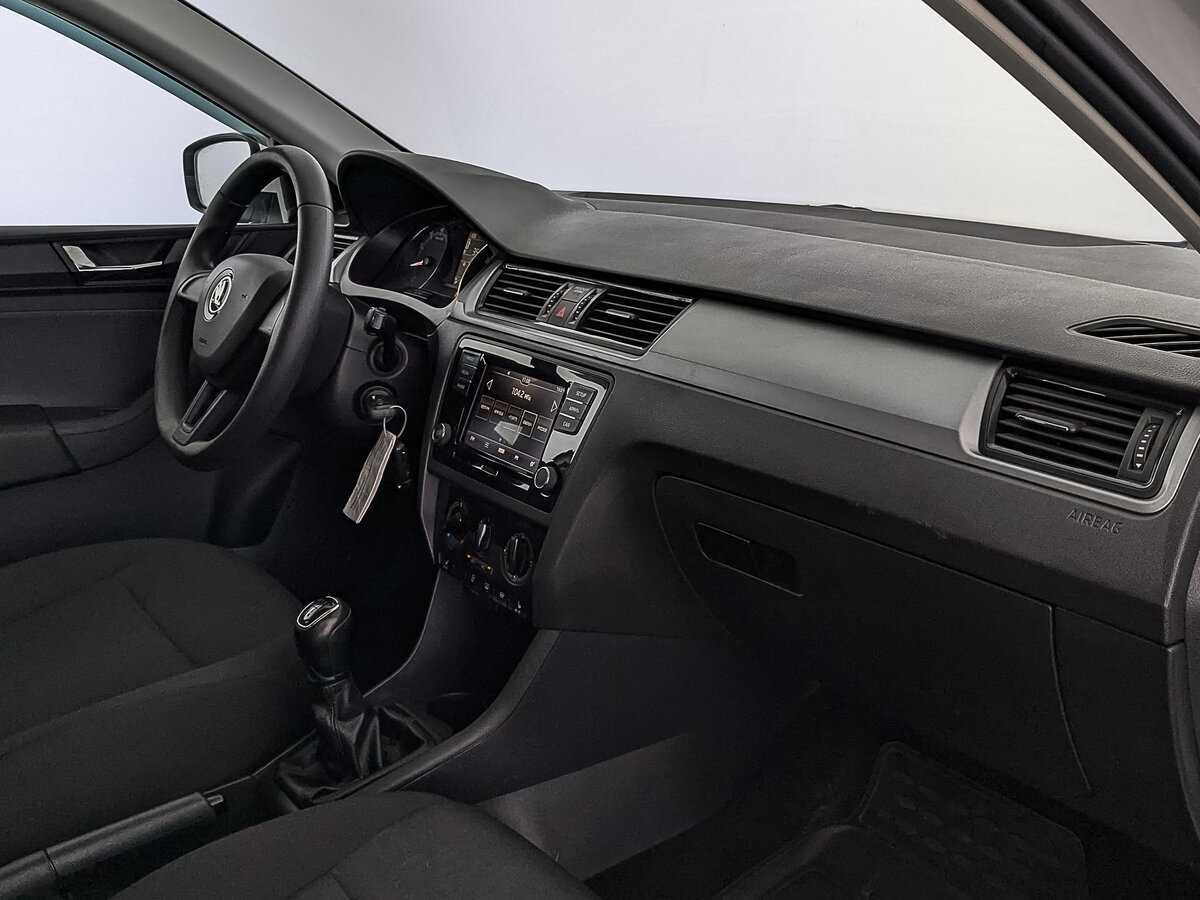 Купить Skoda Rapid с пробегом. Фото: #12